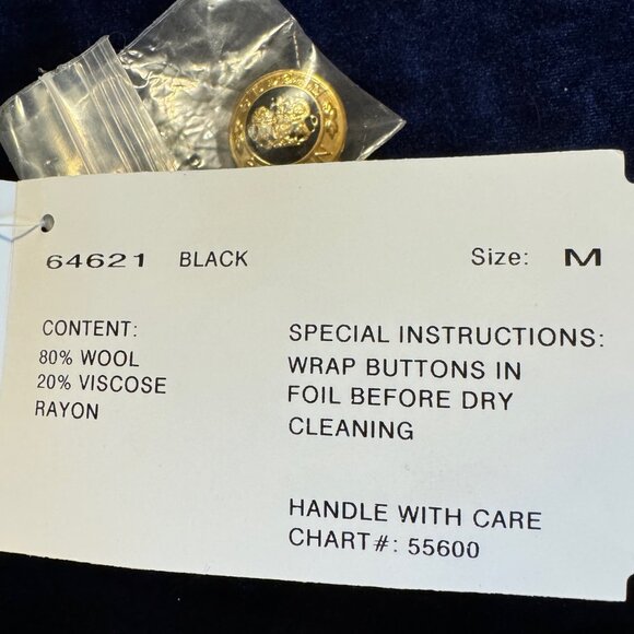 ST. JOHN BY Marie Gray Vintage Replacement Buttons 4 Pc. Bundle New With Tags - Picture 9 of 9